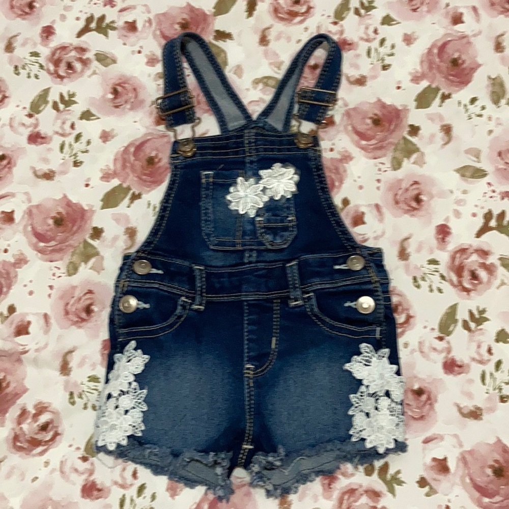 White flower overalls